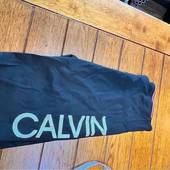 EU Calvin Klein Black & White Stretch Shorts Size Medium #SUM 17 - Picture 6 of 6